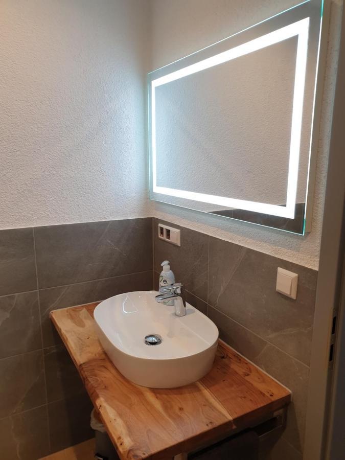 Heidi'S Lerchennest Lägenhet Weikersheim Exteriör bild